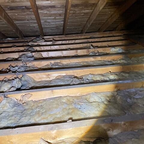 Effective Insulation in Notre-Dame-de-Stanbridge for lasting comfort - Before Photo