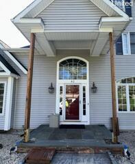 Entrance transformation in Shelton, CT
