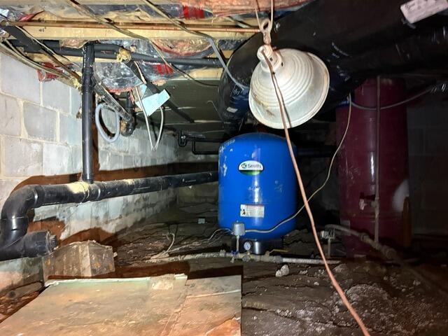 Crawl Space Encapsulation in East Liberty, OH - Before Photo