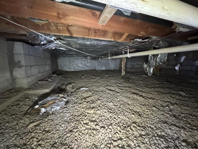 Crawl Space Encapsulation Project in Columbus, OH - Before Photo
