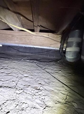 Crawl Space Jacks Installation in Gibsonburg, OH - Before Photo