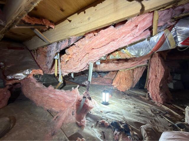 Crawl Space Clean-Up in Ontario, OH - Before Photo