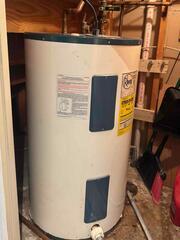 Water heater install in Centreville