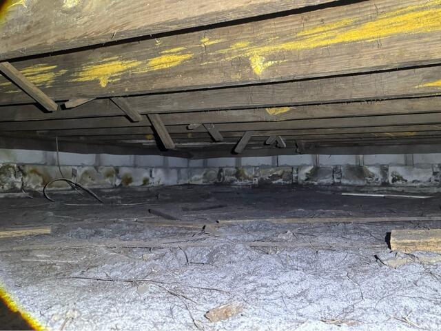 Crawl Space Stabilization in Gulfport, FL