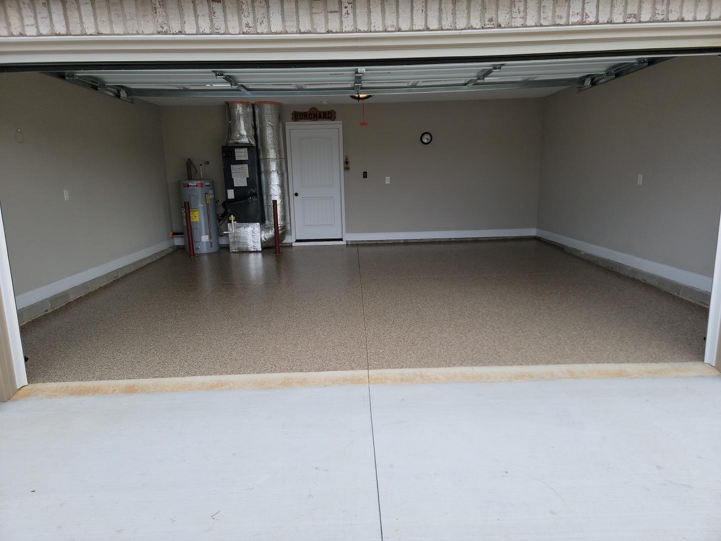 Hello Garage of Knoxville Before & After Photo Set Maryville, TN Garage Floor Coating in the