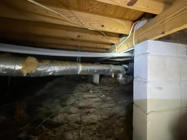 Restoring Floor Support with Crawl Space Support Jacks | Fernandina Beach, FL - Before Photo