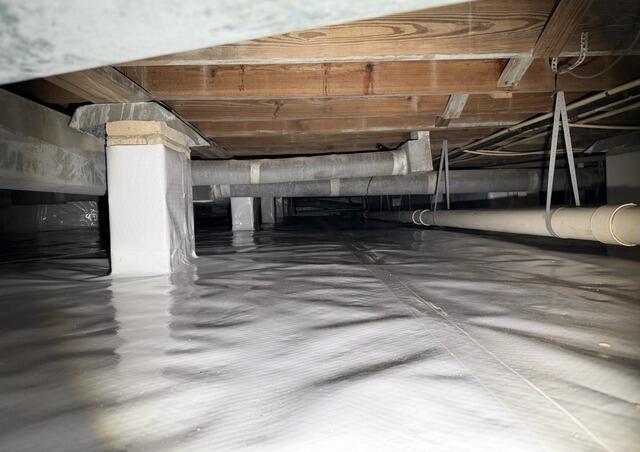 Crawl Space Encapsulation with Vapor Barrier Installation in Ocala, FL - After Photo