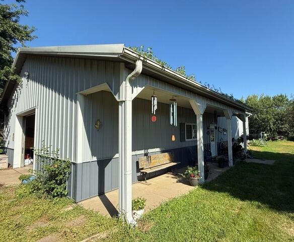 Horse Shed getting Gutter Shutter upgrade in Valley Springs, SD