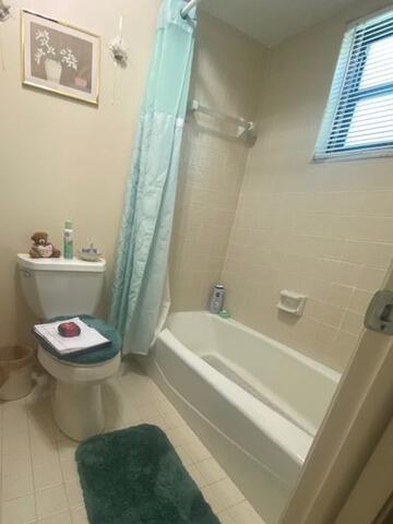 Bathtub to Shower Remodel in Boca Raton FL