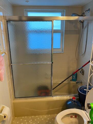 Bathtub to Shower Remodel in Pompano Beach FL