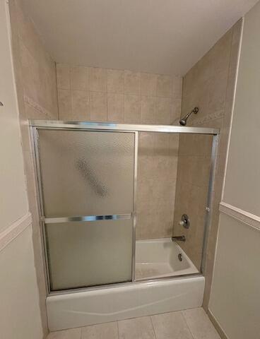 Bathtub to Shower Remodel in Pompano Beach FL