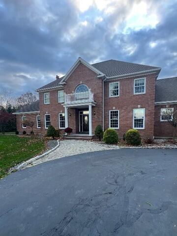 Professional Holiday Lights in Middlebury, CT - Before Photo