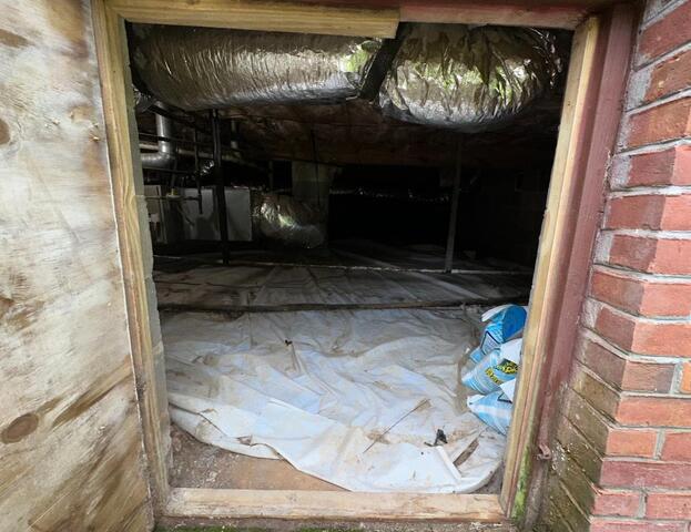 Crawl Space Encapsulation in Tallahassee, FL - Before Photo