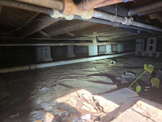 Encapsulation in Pensacola, FL - Before Photo