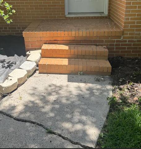 Leaning steps in Tallahassee, FL - Before Photo