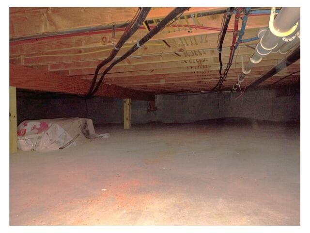Musty Crawl Space Repaired in Pepper Pike, OH - Before Photo