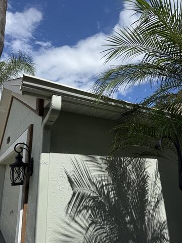 Gutter Cleaning Valrico, FL - After Photo