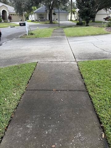 Sidewalk Cleaning in Brandon, FL