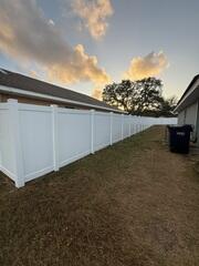 Fence Cleaning Tampa, FL