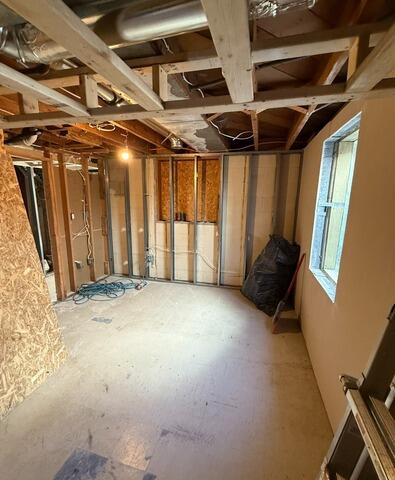 Hopkins, MN Basement Bedroom - 