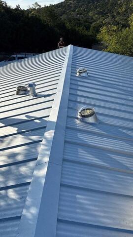 Brand New Standing Seam Metal Roof in Comfort, Texas - After Photo