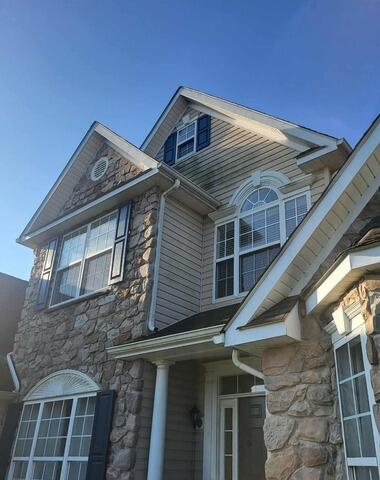 Soft Washing Vinyl Siding in Camden Wyoming, DE