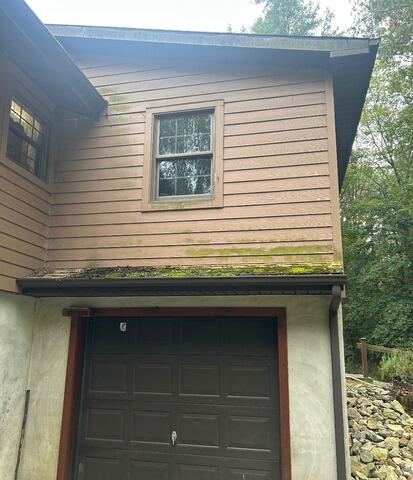 Washing Wood Siding in Houston, DE