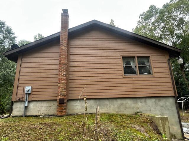 Soft Washing Wood Siding in Houston, DE