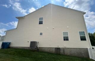 Vinyl Siding Soft Washing in Middletown, DE - Gentle & Effective Cleaning