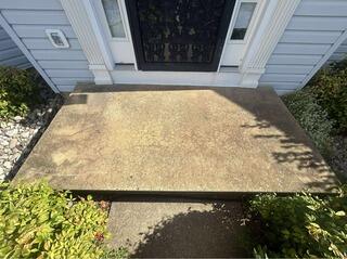 Concrete Walkway Cleaning in Newark, DE