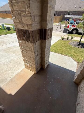 Entrance Way Bird Poop Cleaning and Sanitizing - After Photo