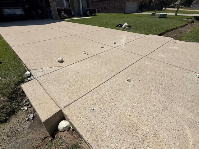 Driveway Lifting in Covington, LA! - Before Photo