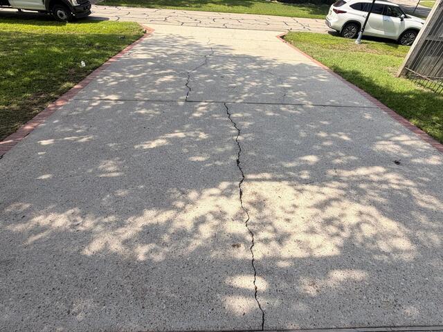 Driveway Repair in Covington, LA! - Before Photo