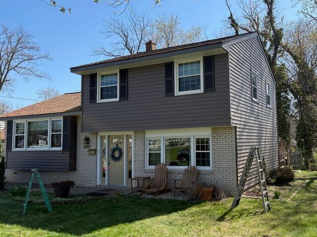 James Hardie Siding- Vinyl