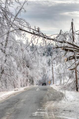 Prêt pour la tempête de verglas. Pourquoi une pompe de secours à batteri...
