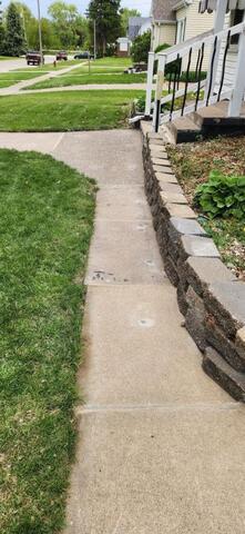 Step Confidently: How a Walcott, IA, Homeowner Fixed a Hazardous Front Entrance - Image 2