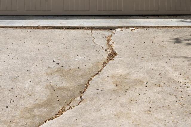 How to Prepare Your Home for Fall: A Homeowner\'s Seasonal Checklist - Image 7