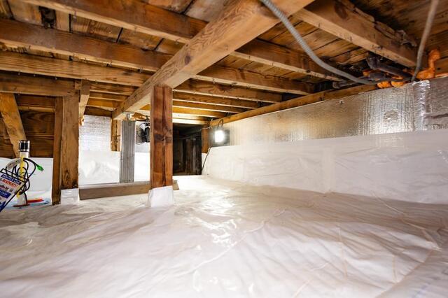 How We Restored a Damp Crawl Space in Staten Island, NY - Image 4