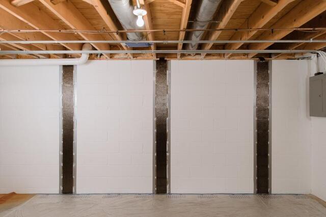 What Causes Basement Walls to Bow? Signs &amp; Solutions - Image 5