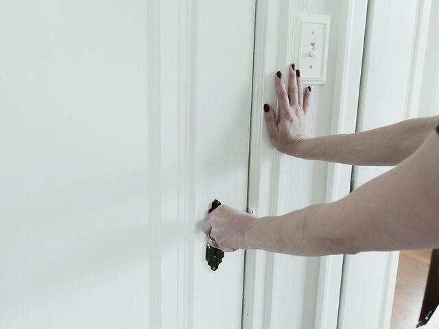 Why Sticking Doors and Windows Foundation Warning Signs Matter - Image 1