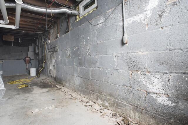 Signs of a Basement Waterproofing Problem and How to Protect Your Home