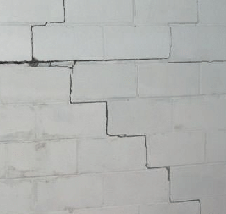 Wall Failure - Cause & Solution