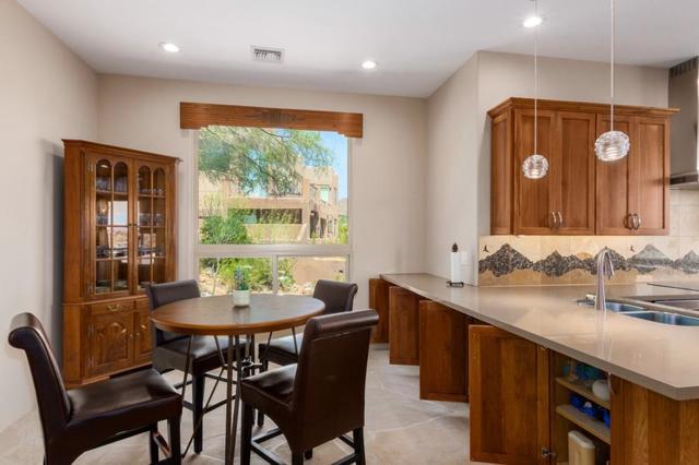 Island Storage What Should I Know About Cabinets? - Image 9