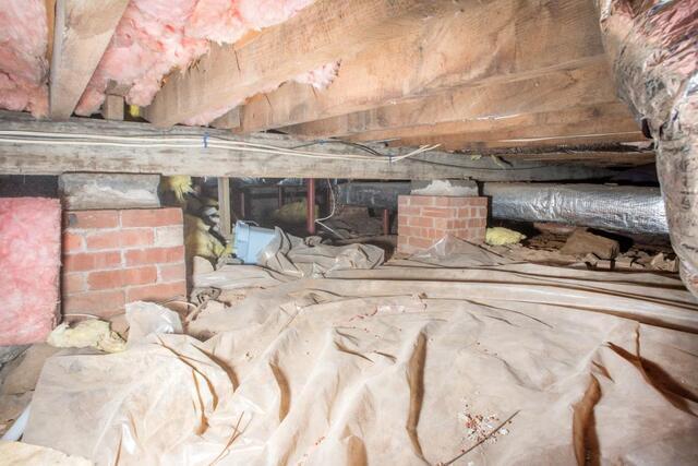 Are the Floors Above Your Crawl Space Showing Signs of Sagging? - Image 1