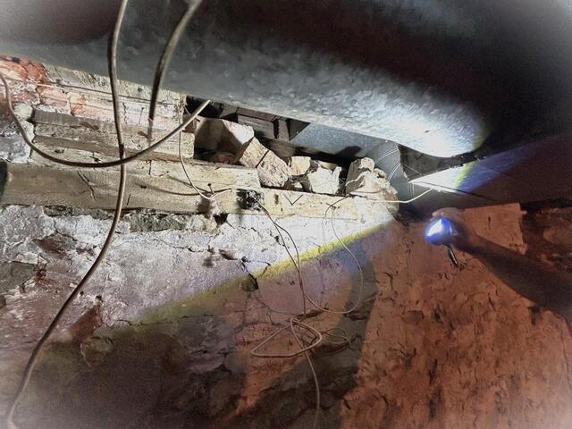 Signs of Wall Failure