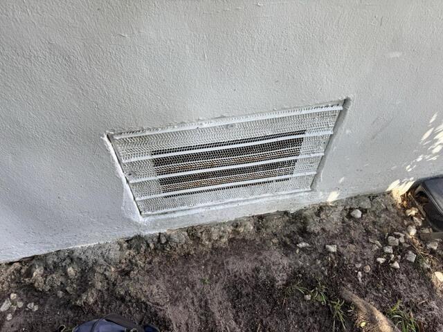 Crawl Space Vents: How Small Openings Can Lead to Big Moisture Problems - Image 3