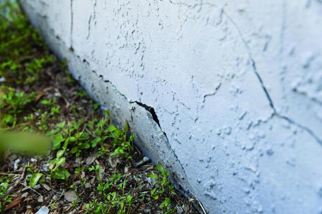 Orlando Homeowners: Learn How to Spot Foundation Problems Early - Image 3