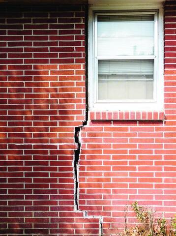 Holiday Home Prep Checklist: The Basement, Crawl Space & Foundation Tasks Most Homeowners Forget - Image 3