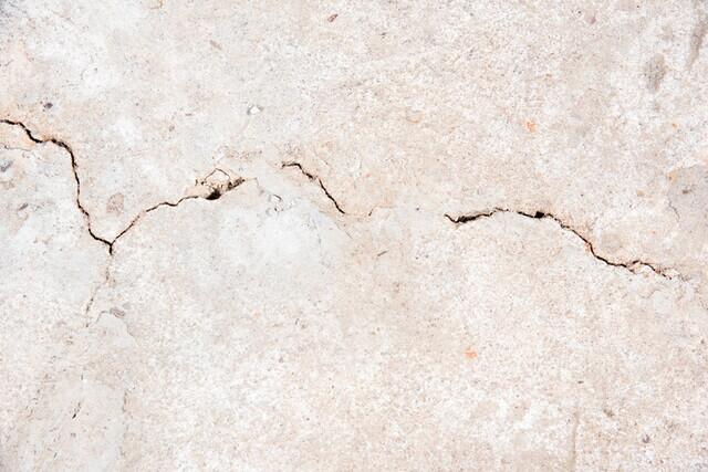 Warning Signs Your Foundation May Need Repaired - Image 2