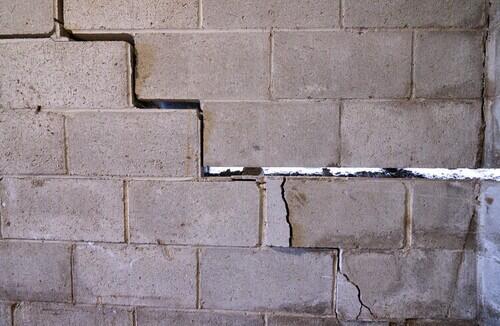 Warning Signs Your Foundation May Need Repaired